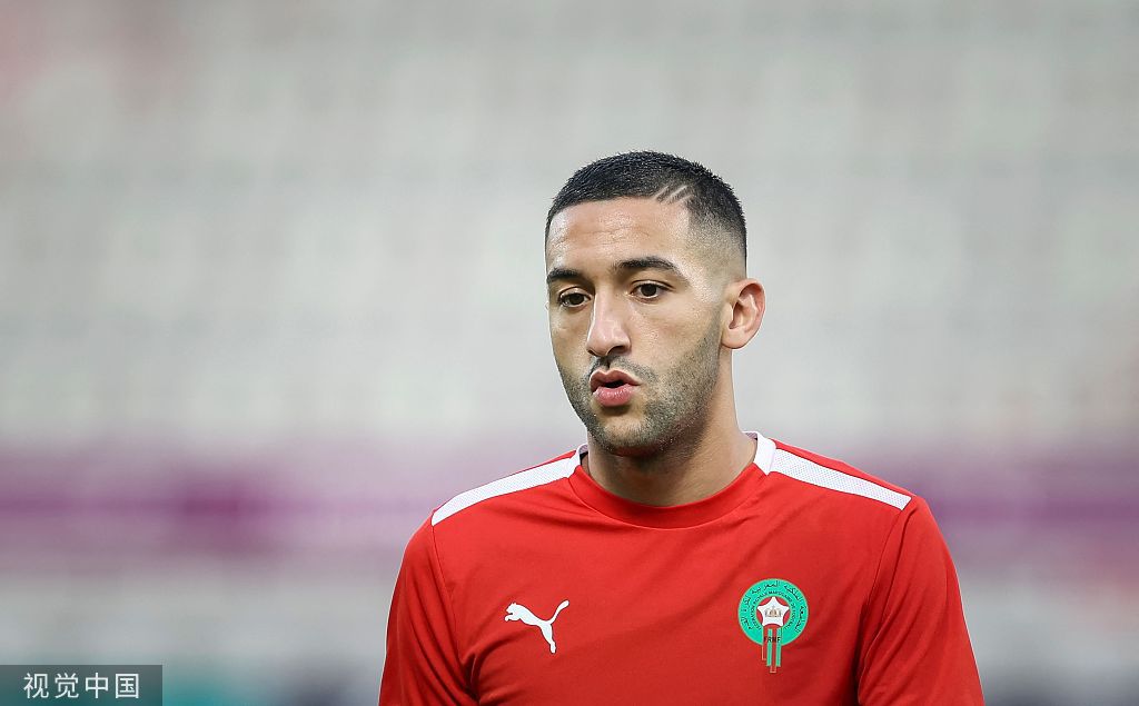 阿盖夏裸体演出