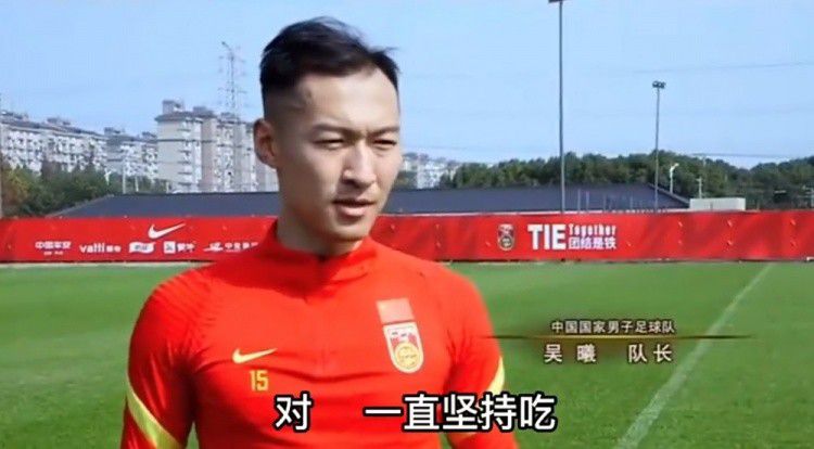 中午哺乳_标清