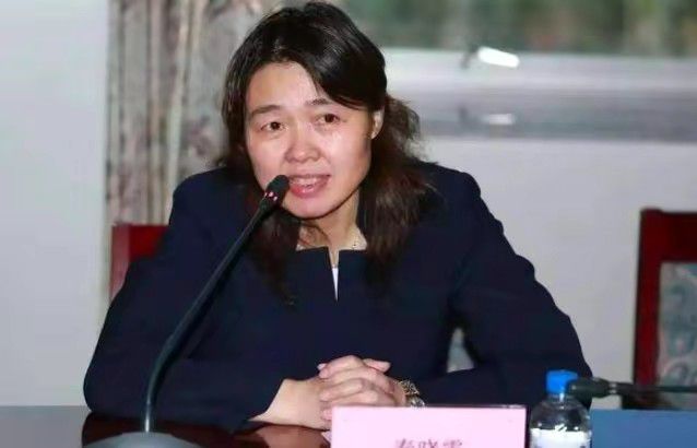 秋霞鲁丝