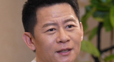 日日碰视频